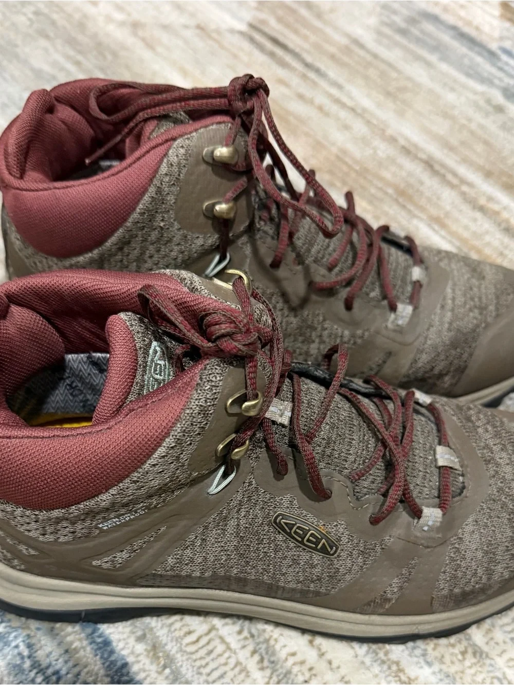 Keen Men's Brown and Burgundy Trail Boots